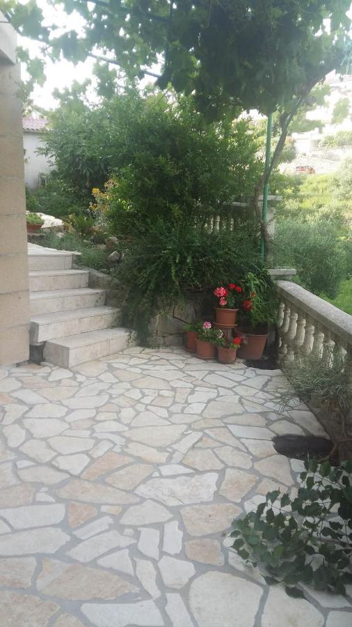 Apartmani Tatjana Rab Town Bagian luar foto