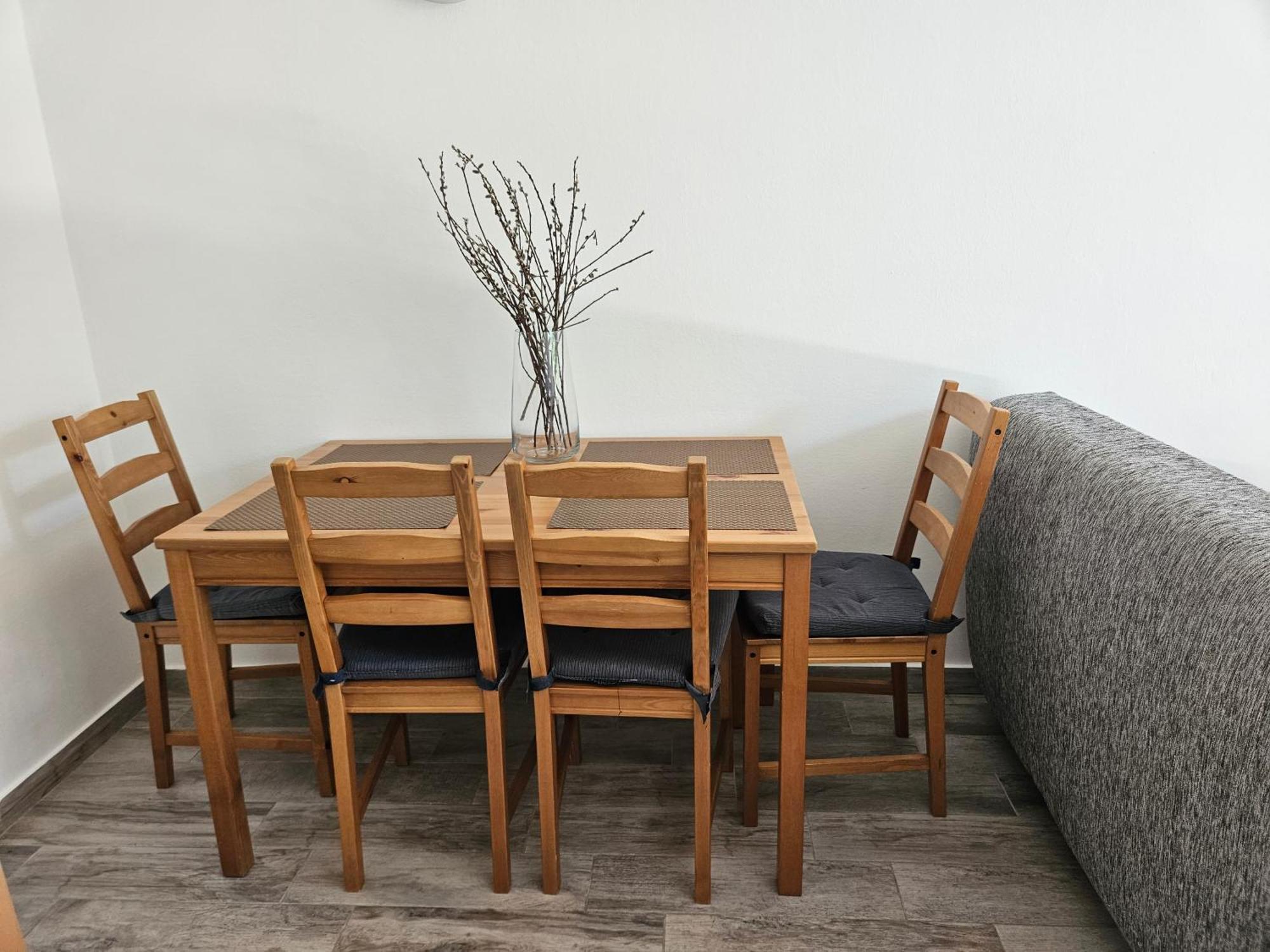 Apartmani Tatjana Rab Town Bagian luar foto